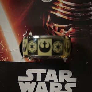 Star Wars Black and Gold Rebel Alliance Ring